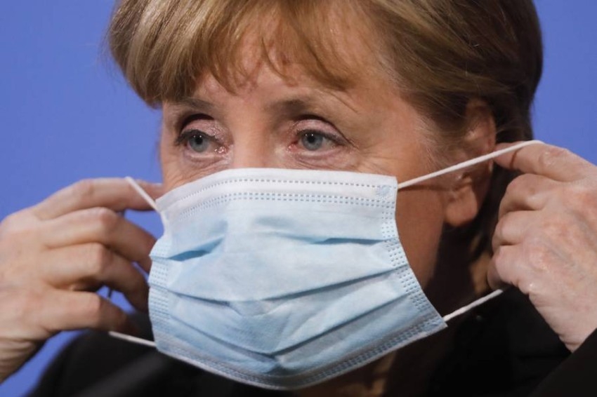 ميركل تحث الألمان على قبول قيود «صارمة» فيما يتعلق بالفيروس