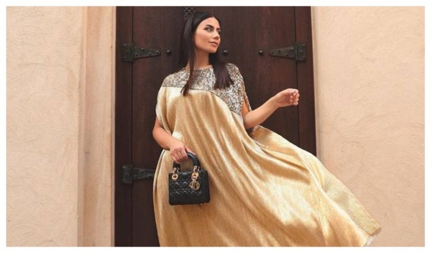 أجمل عبايات وقفاطين النجمات ومدونات الموضة في شهر رمضان 2021