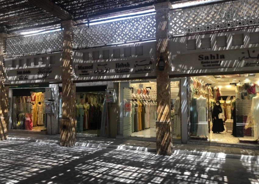 سوق صالح التراثي يستقطب زواراً من الإمارات ودول الخليج منذ 5 عقود