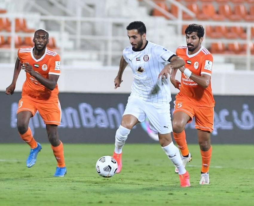 عجمان يقتنص نقطة غالية من بين أنياب الجزيرة في مباراة مشتعلة