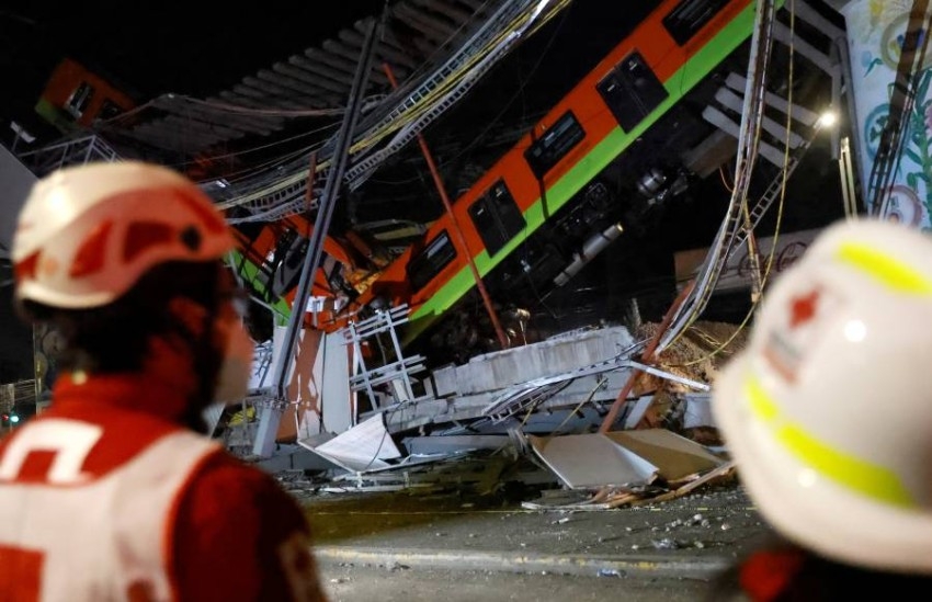 مقتل 20 وإصابة 70 في انهيار جسر علوي لمترو العاصمة المكسيكية