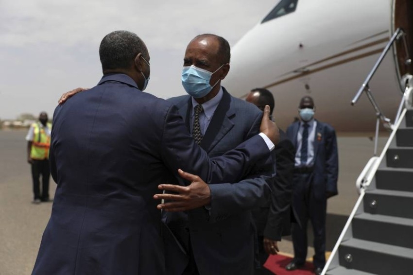 رئيس إريتريا يزور السودان وسط توترات بشأن إثيوبيا