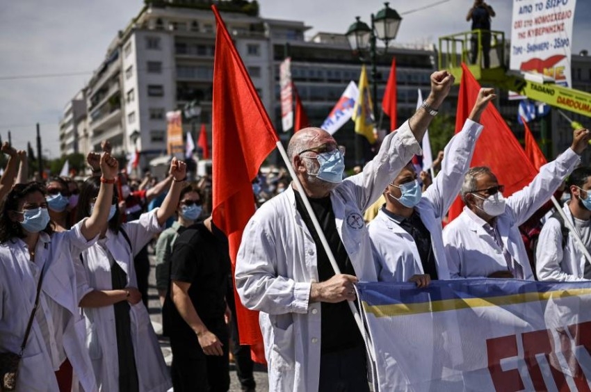 مسيرات عيد العمال في اليونان توقف العبارات وتعطل السفر