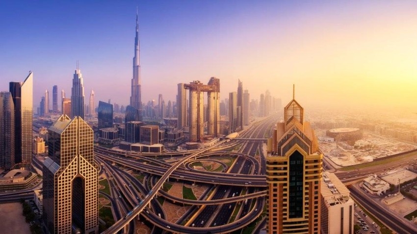 أنشطة القطاع الخاص في دبي تسجل أفضل أداء منذ نوفمبر 2019
