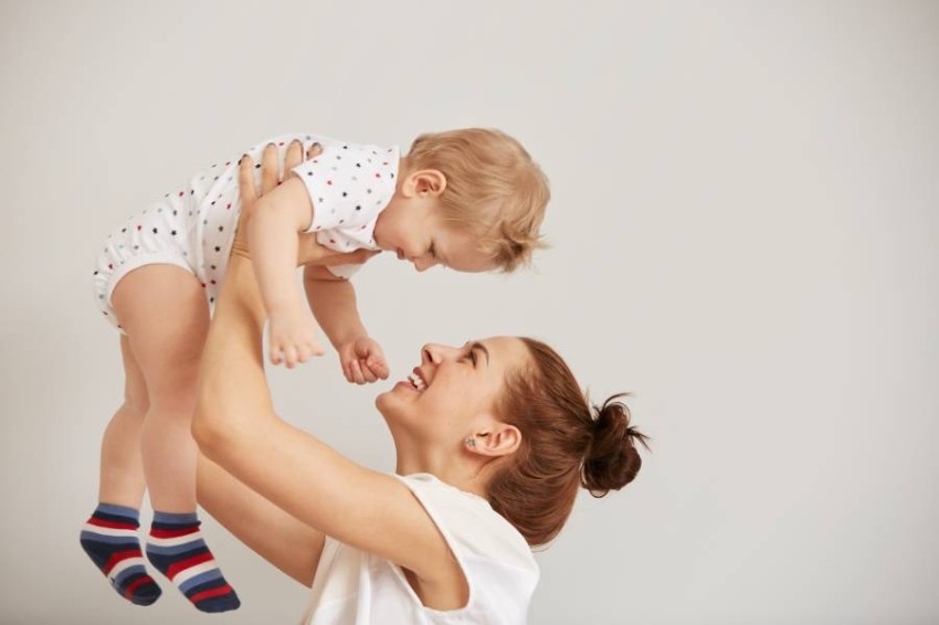 للأمهات: كيف تعيدين التوازن لحياتكِ بعد ولادة طفلكِ الأول؟