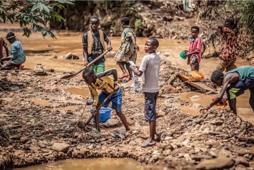 «لعنة الذهب».. ثروة هائلة تجلب الفقر والموت لعمال المناجم بالكونغو الديمقراطية