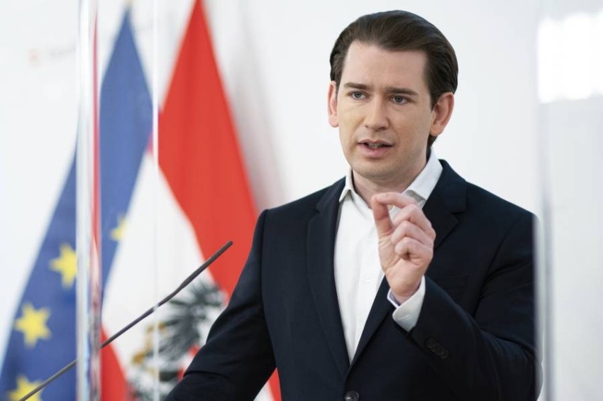 النيابة العامة تحقق مع رئيس وزراء النمسا في تهم فساد