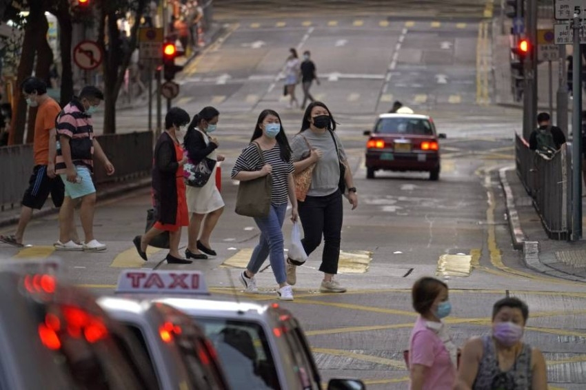 هونغ كونغ تشدد القيود على الوافدين الذين لم يتلقوا لقاح كورونا