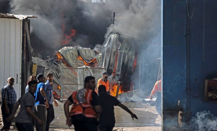 إسرائيل تعلن تدمير أنفاق بغزة بعد ضربات جوية مكثفة