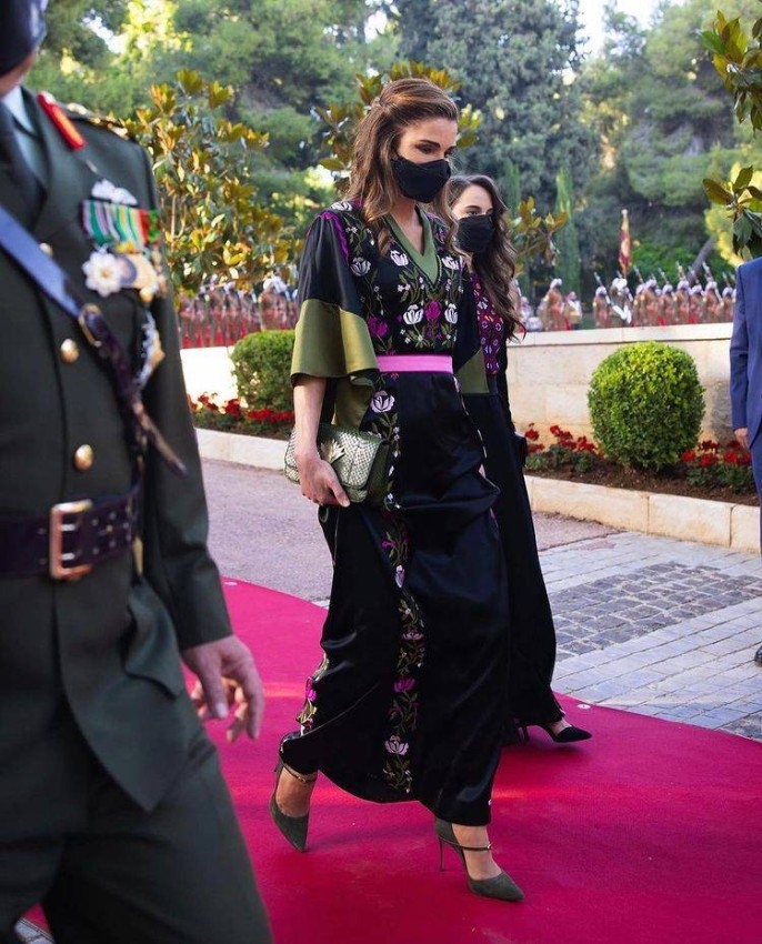 في حفل عيد الاستقلال.. ابنة الملكة رانيا على خطى والدتها في الأناقة