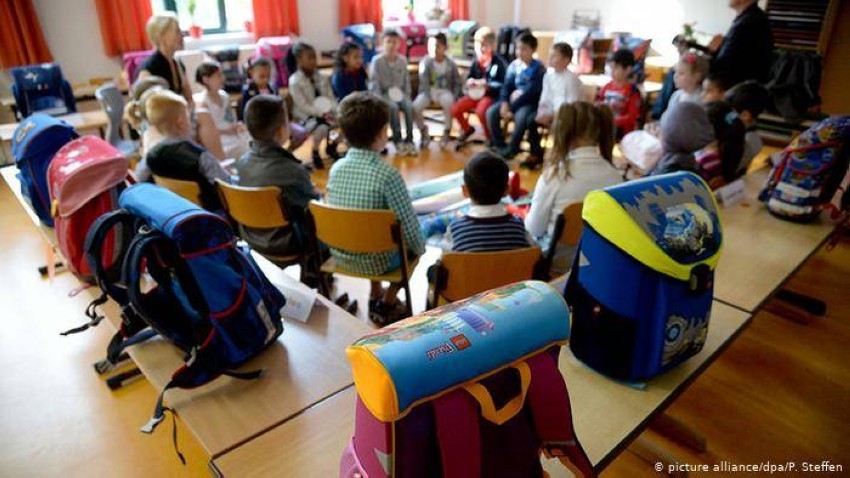 «فلاتر هواء».. ألمانيا تعتمد حلاً لتسهيل العودة للمدارس