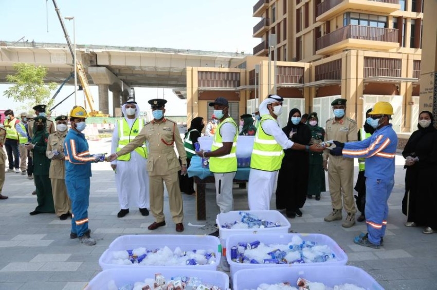 شرطة دبي تنظم مبادرة «برّد على قلبك» في منطقة نايف