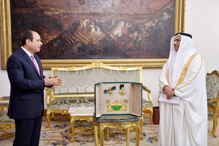 البرلمان العربي يمنح السيسي «وسام القائد»