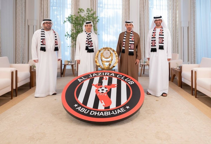 محمد بن زايد يستقبل بطل دوري الخليج العربي