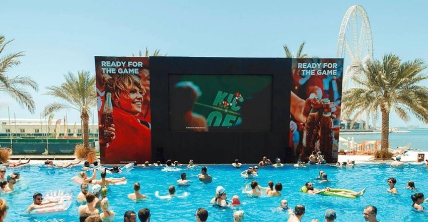 شاشات عملاقة لمشاهدة يورو 2020 على شاطئ جميرا