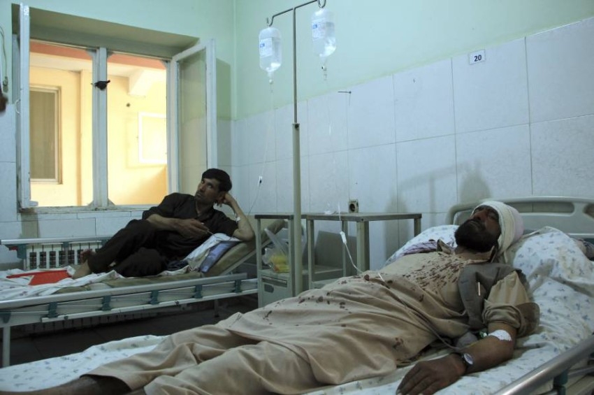 مقتل عشرة خبراء في إزالة الألغام في هجوم بأفغانستان