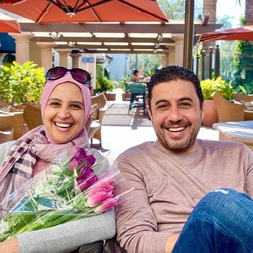 حنان ترك تفاجئ جمهورها بصورة مع زوجها