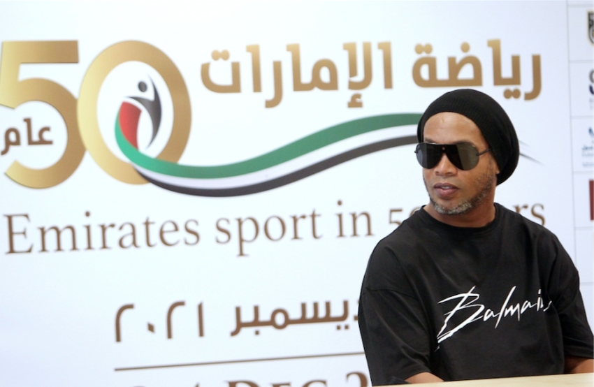 رونالدينيو يعلن مشاركته في معرض «الإمارات في 50 عاماً»