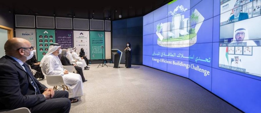 حكومة الإمارات تطور حلولاً مبتكرة لتحديات الطاقة والبنية التحتية