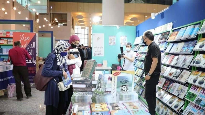 إقبال متوسط على فعاليات معرض تونس الدولي للكتاب