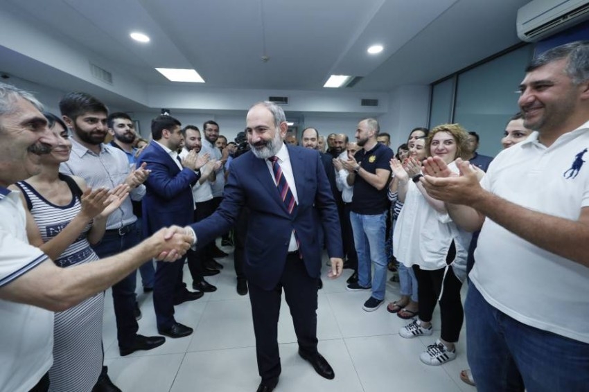 رئيس الوزراء الأرميني يفوز بالغالبية في الانتخابات التشريعية