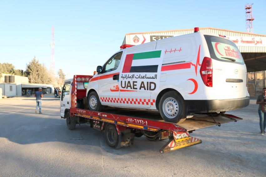 الإمارات ترسل 20 سيارة إسعاف لدعم الأشقاء الفلسطينيين في قطاع غزة