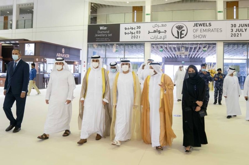 عبدالله بن سالم القاسمي يفتتح النسخة الثانية من معرض «جواهر الإمارات»