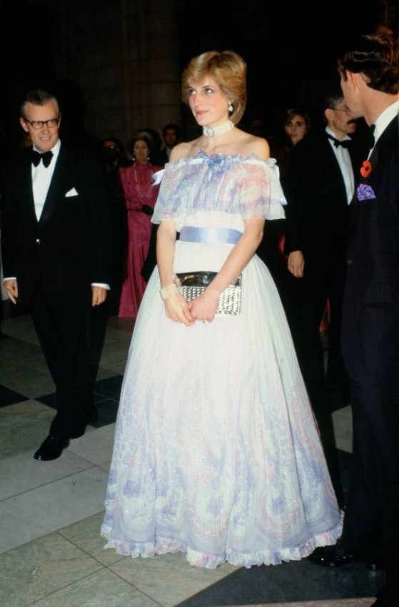 في ذكرى ميلادها الـ60.. فساتين الأميرة ديانا الأكثر جدلاً