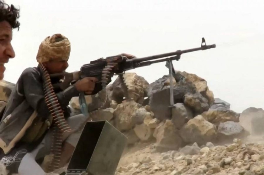 لتخفيف الضغط على مأرب.. الجيش اليمني يفتح جبهات جديدة ضد الحوثي