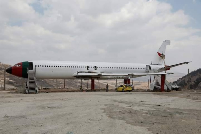التوأمان الفلسطينيان «للرؤية»: حلمنا  بتحويل طائرة لمطعم تحقق بعد 22 عاماً