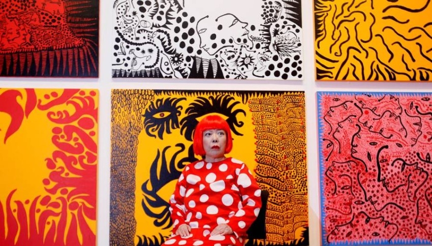 كوساما.. فنانة يابانية ترسم لوحات باتساع الحياة من المصحة النفسية