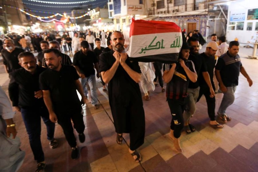 30 قتيلاً على الأقلّ بتفجير انتحاري في سوق ببغداد عشية الأضحى