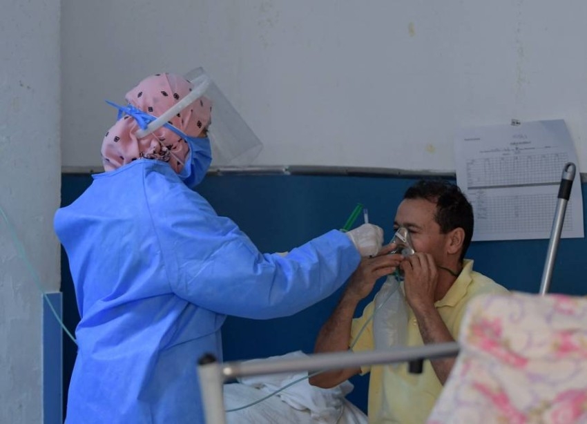 في أول أيام العيد.. اكتظاظ في مراكز تطعيم كورونا بتونس