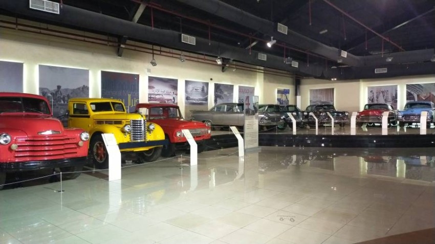 متحف الشارقة للسيارات القديمة.. 100 عام من ذاكرة الطريق