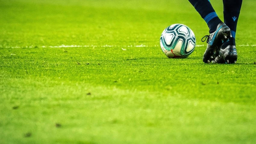 إيمبولي الإيطالي يؤكد إصابة 6 لاعبين بكورونا