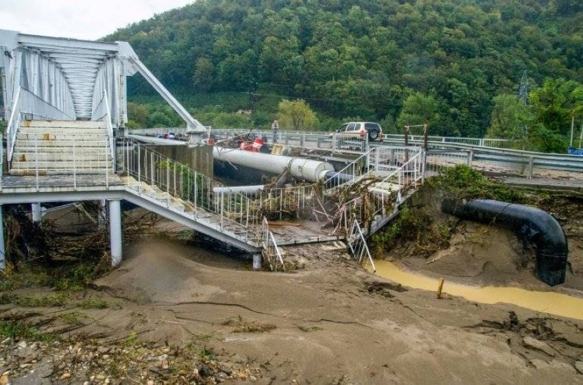الفيضانات تجتاح منطقة سوتشي الروسية للمرة الثانية خلال شهر