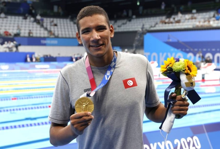 السباح التونسي الحفناوي يهدي العرب أول ذهبية في طوكيو