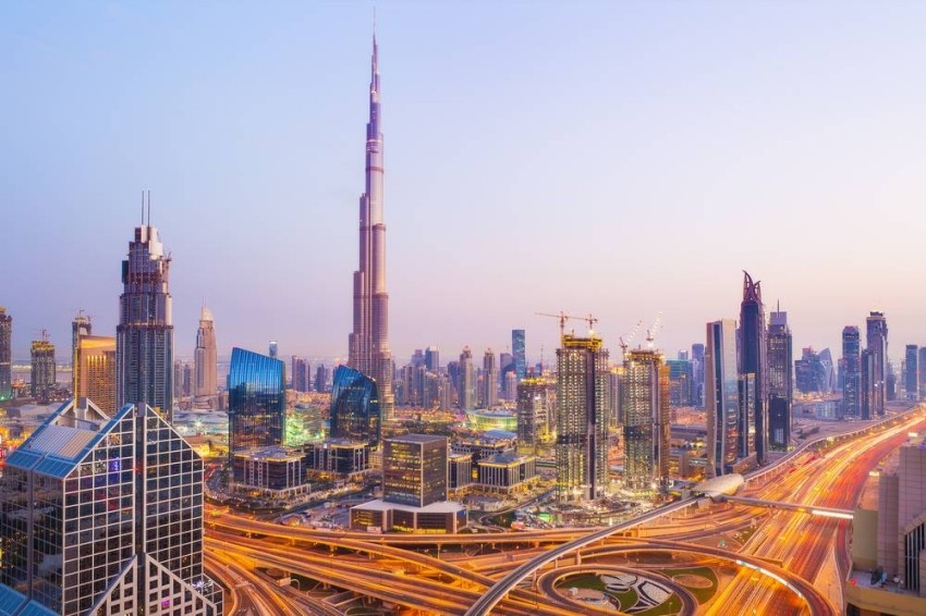 استطلاع: 4% نمو اقتصاد الإمارات والسعودية في 2022