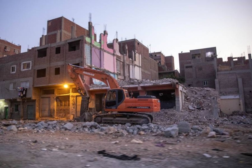 مقتل شخص في انهيار مبنى سكني بالقاهرة