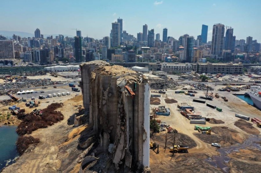 لبنان يحيي الذكرى الأولى لانفجار مرفأ بيروت وسط دعوات للعدالة