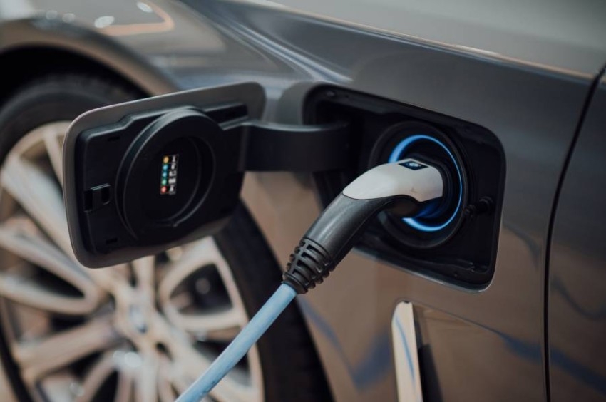 بحلول عام 2040.. ثلثا مبيعات السيارات العالمية من المركبات الكهربائية