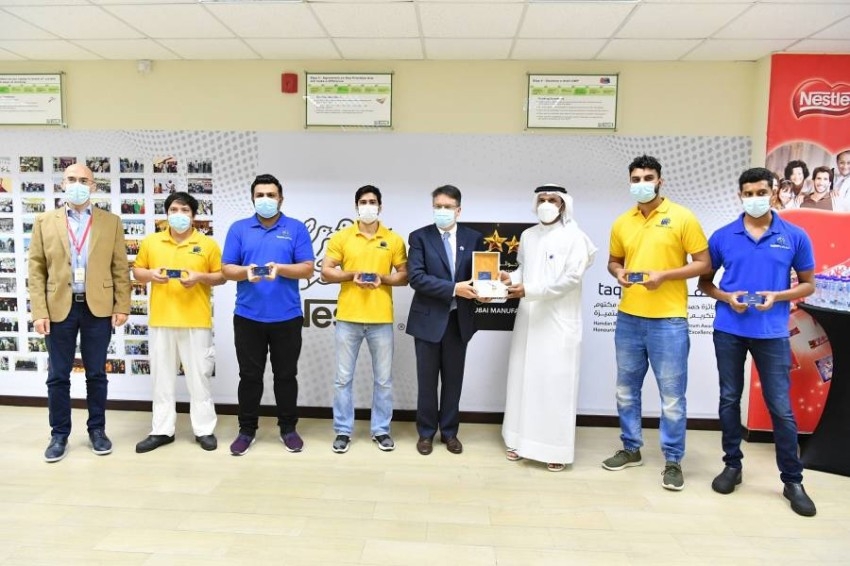 «تقدير» تمنح شركة نستله دبي الصناعية البطاقة الذهبية للتميز العمالي