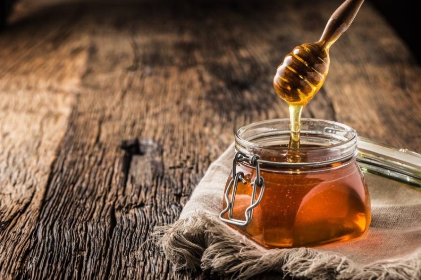تريند العسل المُجمّد يسيطر على شباب التيك توك.. وخبير تغذية يوضح المخاطر