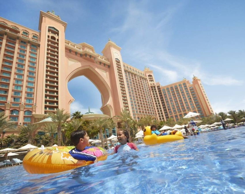 فنادق دبي تقدم باقات رائعة على الإقامة خلال "مفاجآت الصيف"