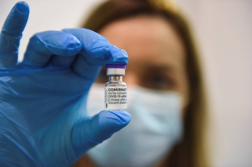تفاصيل صادمة.. ملايين اللقاحات في صناديق قمامة الدول الغربية