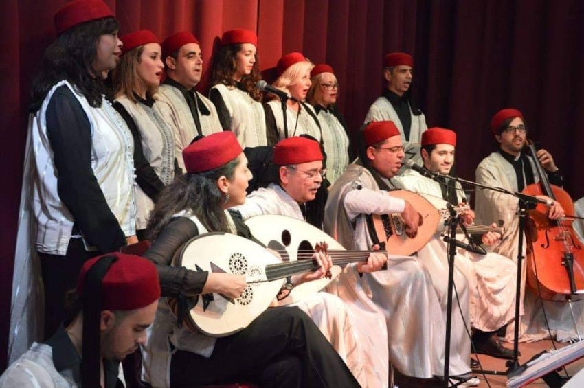 «مالوف».. فرقة تونسية تحفظ تراث الموسيقى الأندلسية في باريس