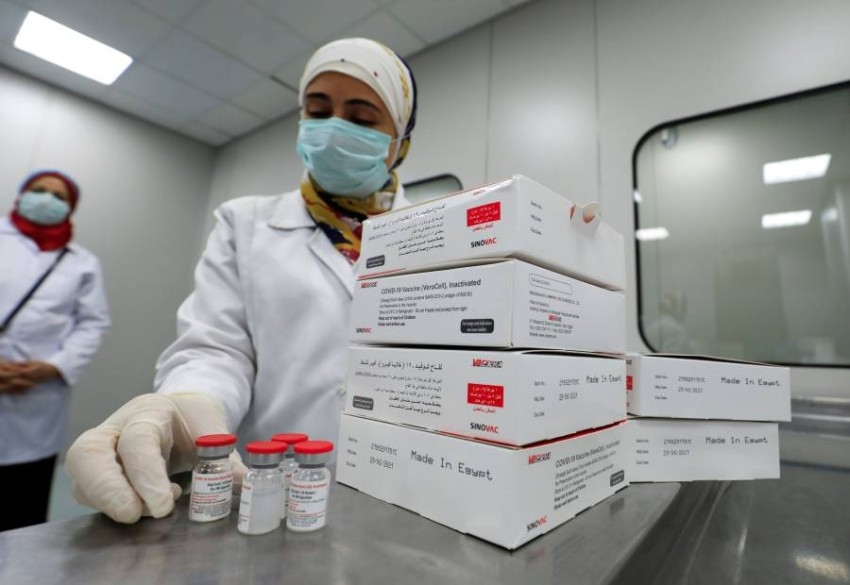 مصر تسعى لإنتاج أكثر من مليار جرعة من «سينوفاك» سنوياً