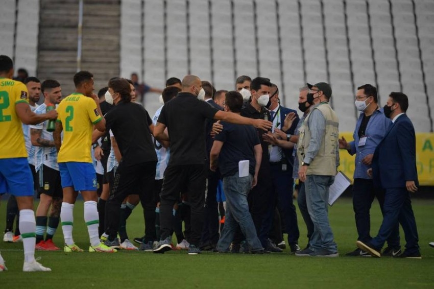 الاتحاد البرازيلي لكرة القدم يكشف عن تحذيره لنظيره الأرجنتيني من 
مشاركة رباعي الدوري الإنجليزي