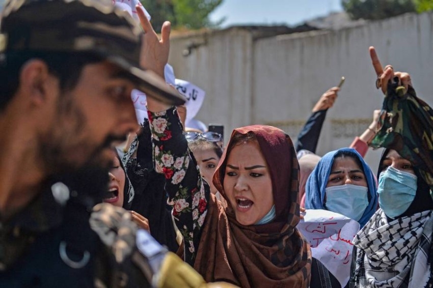 عناصر طالبان يفرقون تظاهرة غالبيتها من النساء في كابول