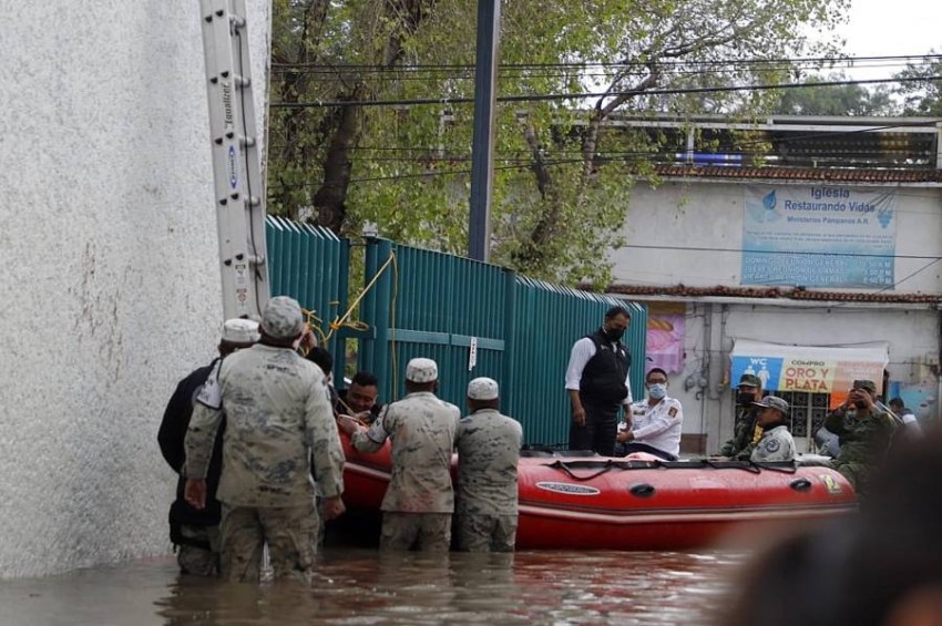 وفاة 17 شخصاً جراء فيضانات ضربت مستشفى في المكسيك